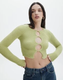 Seamless Cropped Long Sleeve -Glassons bobby bubble stitch cardi beginners luck front kc106197knt 1