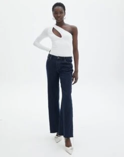 Supersoft One Shoulder Long Sleeve Cut Out Bodysuit -Glassons lua asymmetric cut out bodysuit milk full tb116518pch