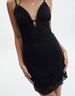 Lace Mini Dress -Glassons luna lace black imageback ds119885lac