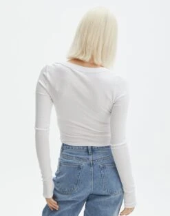 Scoop Neck Long Sleeve Crop Top 34 Scoop Neck Long Sleeve Crop Top -Glassons mylie wide rib scoop white back tl111290vis