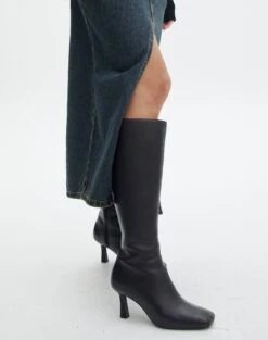 Knit Twist Front Crop Top -Glassons normani knee high boot black front sh68107pu 7