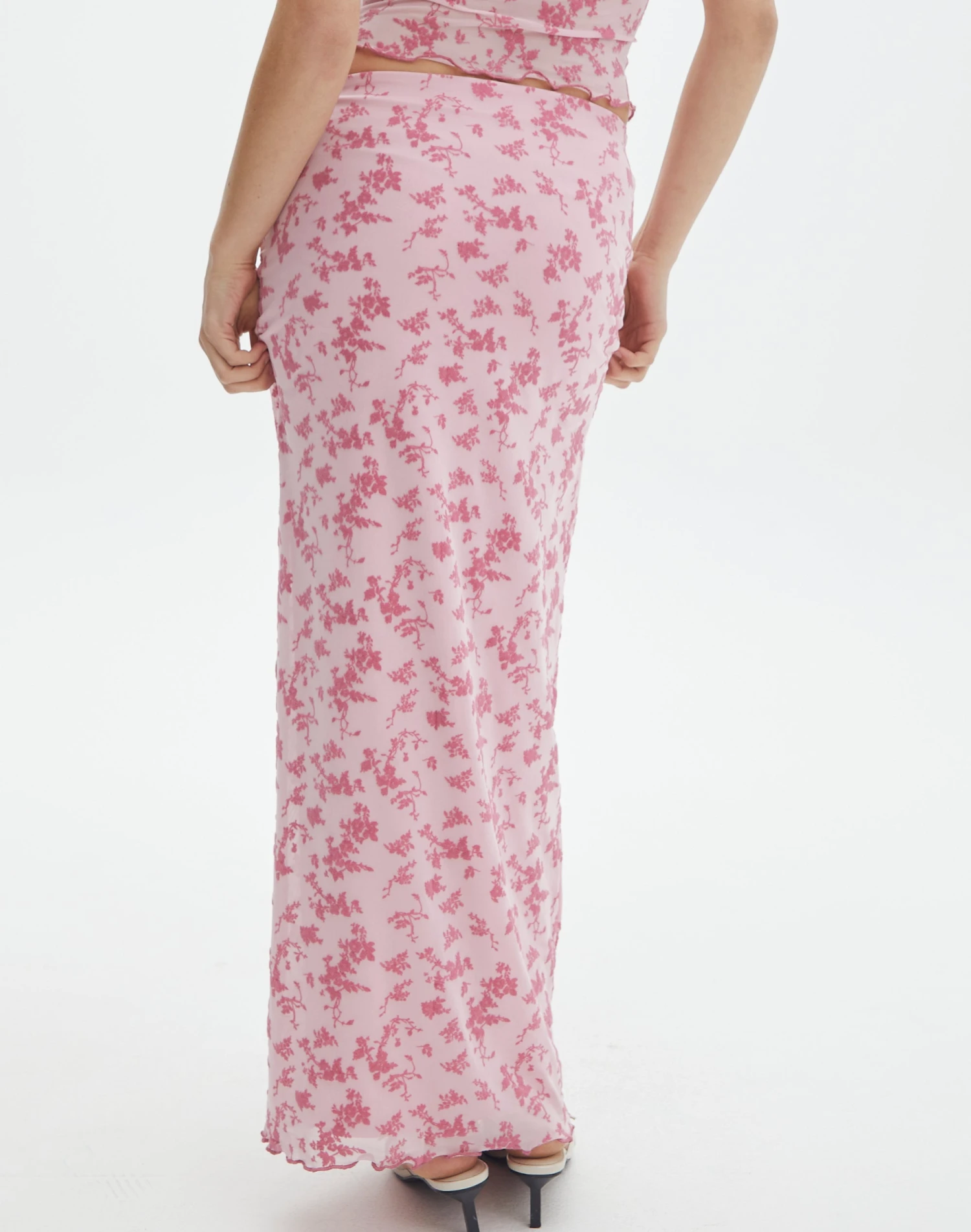 Floral Mesh Lettuce Trim Midi Skirt 5 Floral Mesh Lettuce Trim Midi Skirt - Image 3