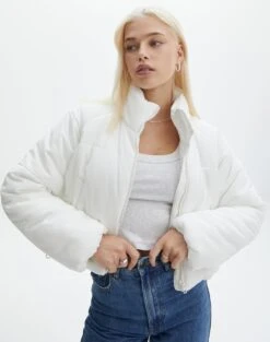 Active Seamless Ribbed Contour Cropped Tank -Glassons r eddie funnel crop puffer milk front cs84145rpln