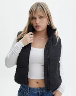 Ribbed Turtleneck Top -Glassons r sloan cropped puffer vest black front vs49501rcml 1