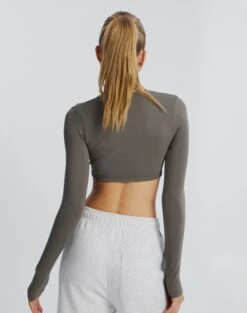 Seamless Cropped Long Sleeve -Glassons sophie super cropped seamless top cypress back tl101259rsml