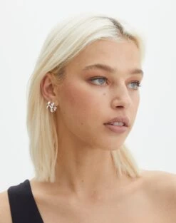 Printed Bandeau Gold Detailed Swim Top -Glassons twisted plain hoop pack silver front je121822ear 3